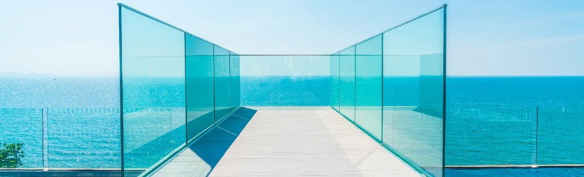 Customized Glass Pool Fence Repair Services in Burlington